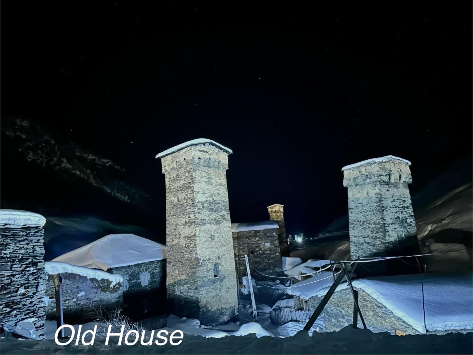 Hotel Old House Ushguli Esterno foto