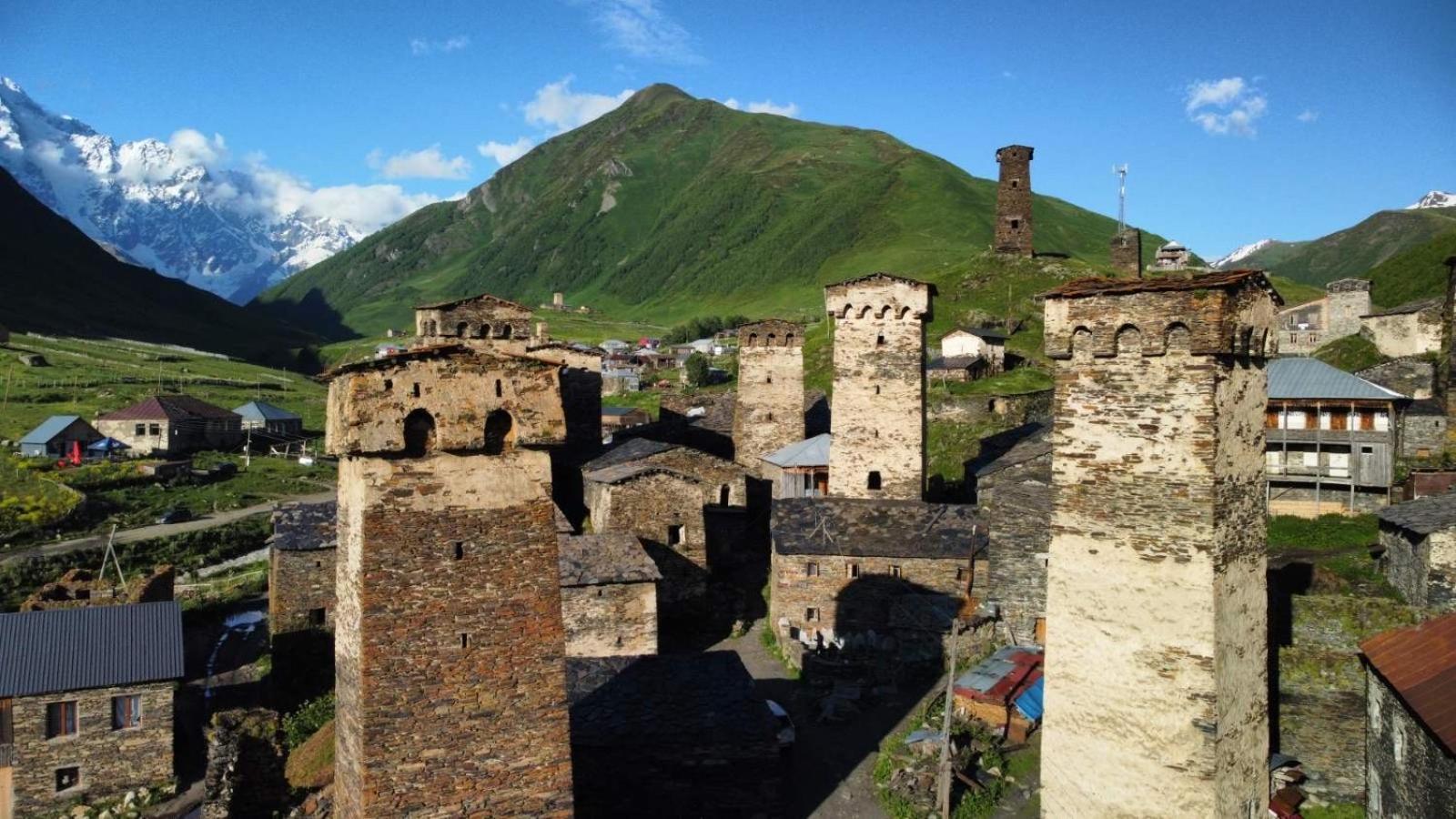 Hotel Old House Ushguli Esterno foto