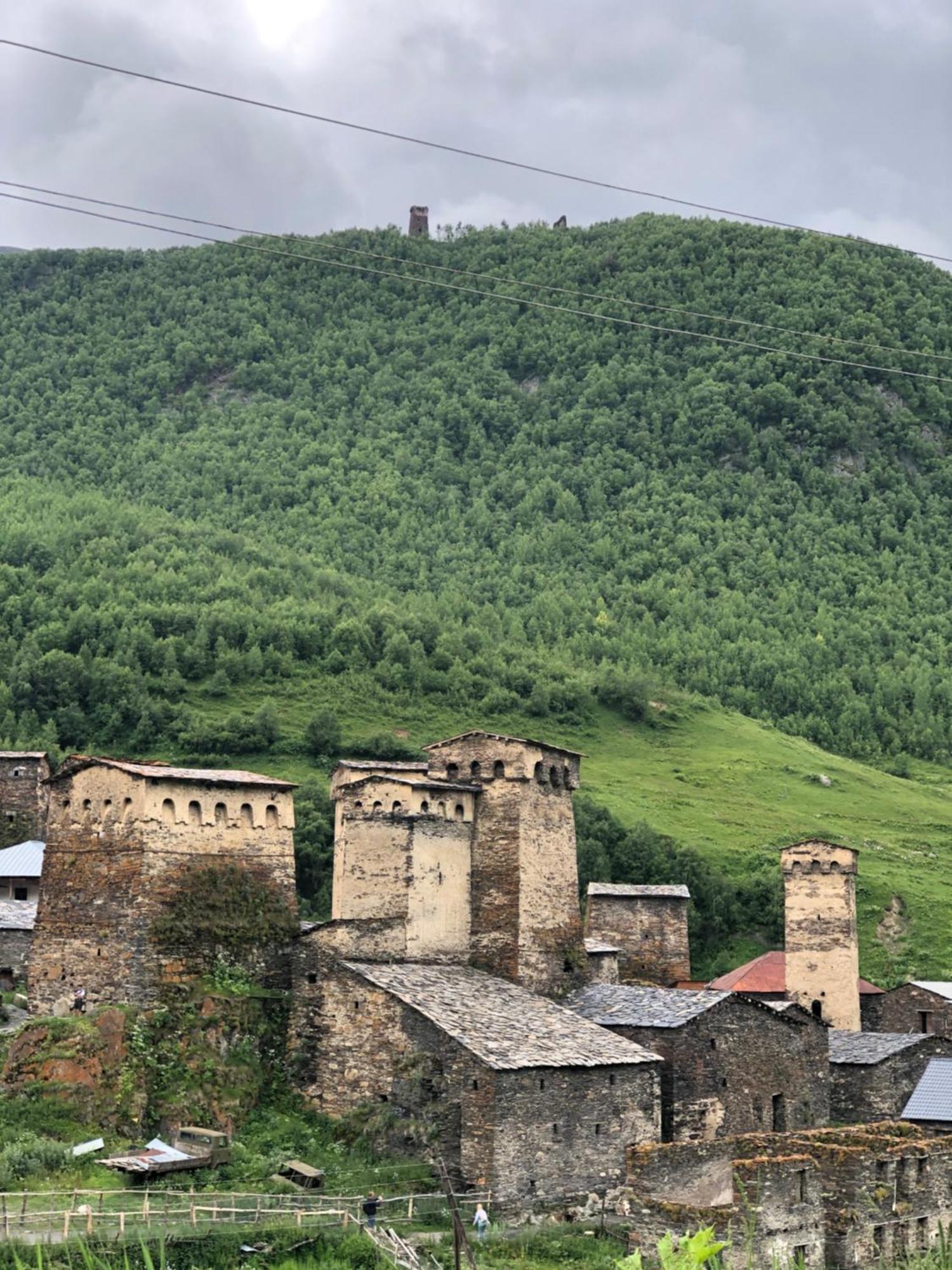 Hotel Old House Ushguli Esterno foto